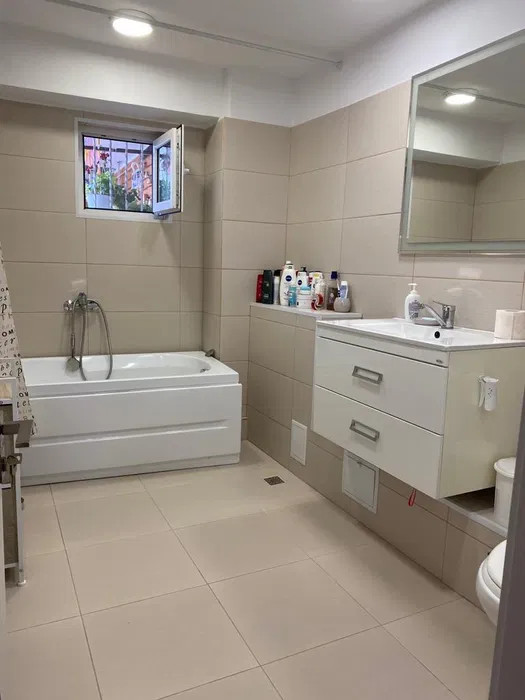 Apartament 4 camere Complet Mobilat si Utilat | Zona KM 5