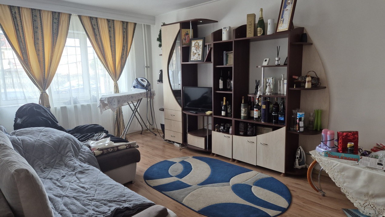3 CAMERE | DECOMANDAT | PARTER | MOBILAT