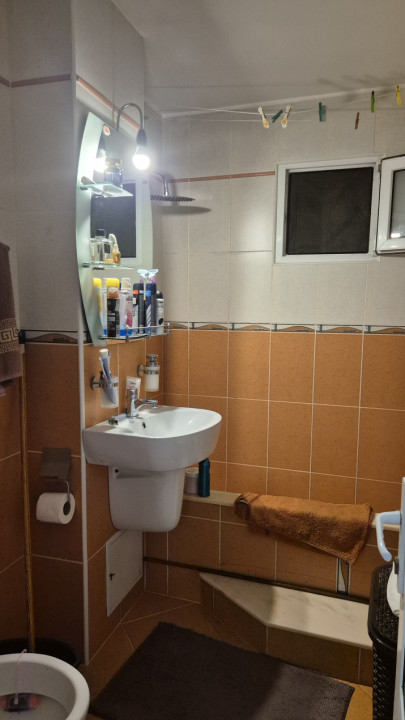 3 CAMERE | DECOMANDAT | PARTER | MOBILAT