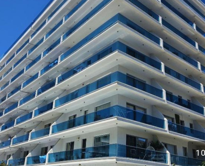 APARTAMENT MAMAIA NORD-LÂNGĂ MARE-COMISION O%-TERASĂ-