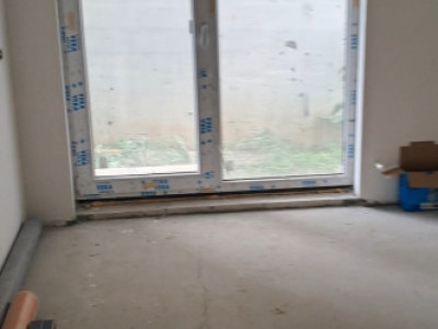 OFERTĂ-APARTAMENT LA CURTE 82m² -MAMAIA NORD-COMISION0%