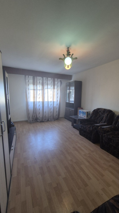 TOMIS 3 | DECOMANDAT | EXCLUSIVITATE