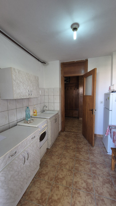 TOMIS 3 | DECOMANDAT | EXCLUSIVITATE