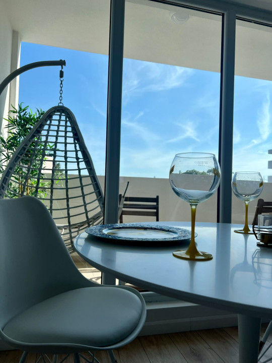 APARTAMENT MAMAIA NORD | SUPRAFATA CONSTRUITA 60 MP| MOBILAT |