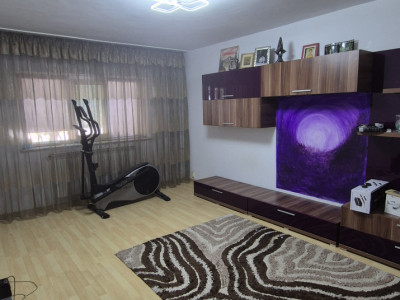 3 CAMERE | 2 BAI | INEL 2 | LIBER | MOBILAT