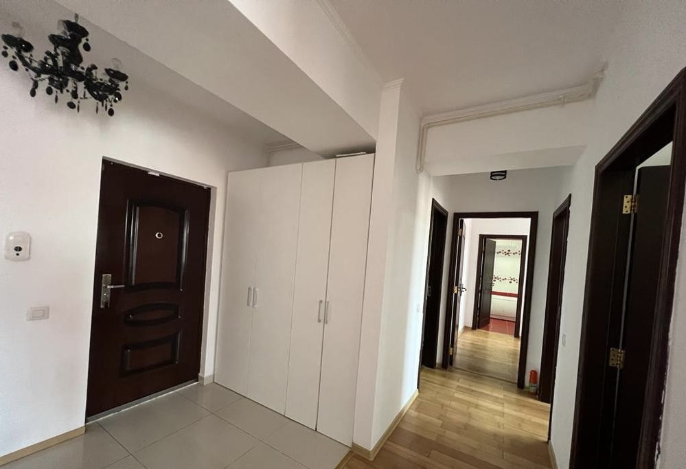 Apartament 3 camere lux zona Balada Termen lung