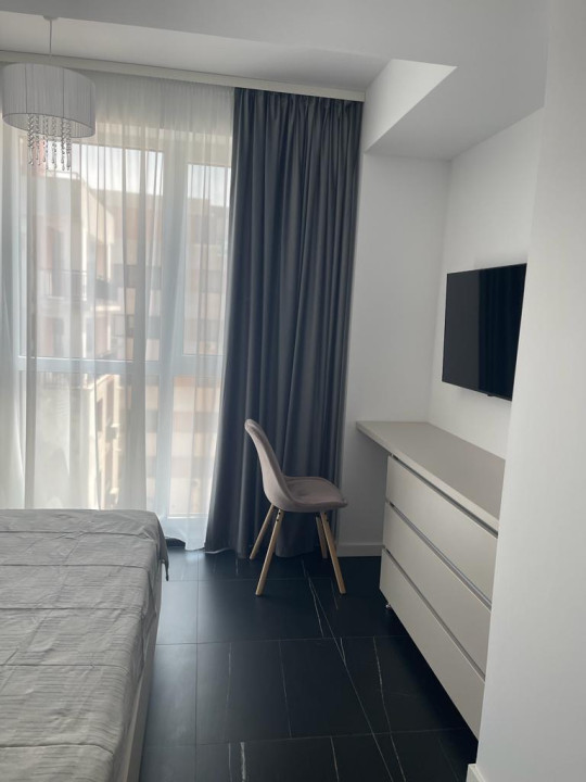 4 CAMERE | 250 MP | MAMAIA
