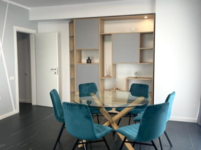 Apartament 4 camere —250 MP—Mamaia