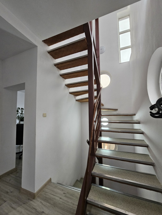 Constanța, Icil, Casă/Vila/Spatiu Birouri de închiriat 