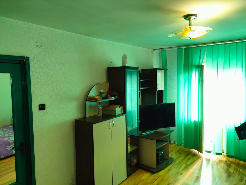 Constanța,Tomis Nord apartament 3 camere decomandat 